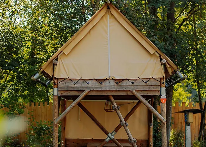 Azur Waldcamping Auwaldsee Feriested 3*